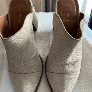 Report Cream Textured Pointed-Toe Mule Heels